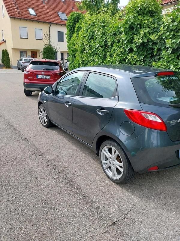 Gebraucht 2009 Mazda 2 Kleinwagen | 2.100 € - Bild 1/4