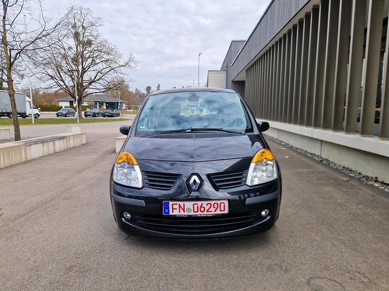 Second-hand Renault Modus 86 CP (63 kW) 2005 Negru Monovolum
