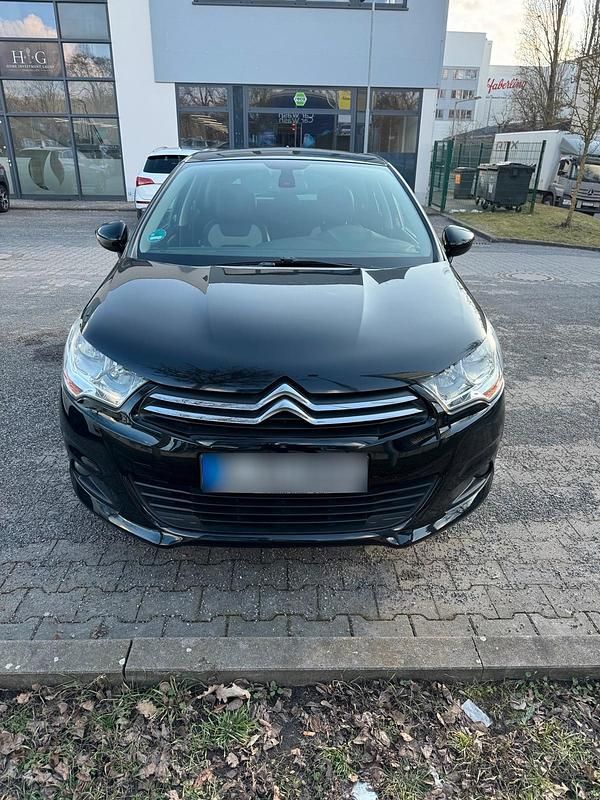 Gebraucht Citroën C4 120 PS (88 kW) 2012 Schwarz Limousine