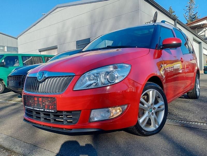 Gebraucht Skoda Roomster 105 PS (77 kW) 2012 Rot Van / Kleinbus