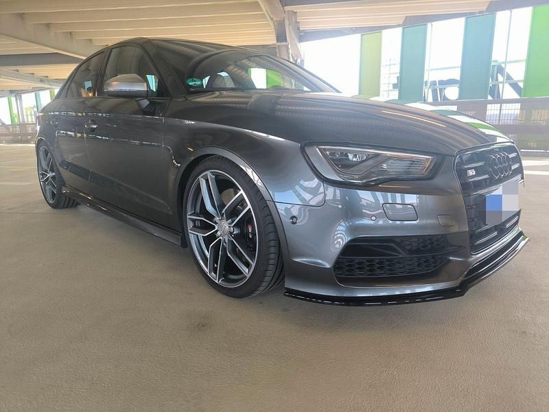Gebraucht Audi S3 Sport 300 PS (220 kW) 2014 Grau Limousine