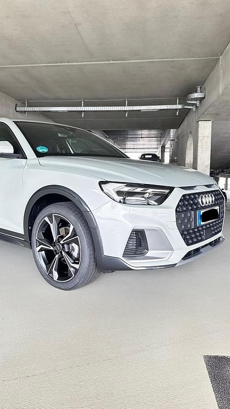 Gebraucht Audi A1 S-Line 150 PS (110 kW) 2024 Silber SUV
