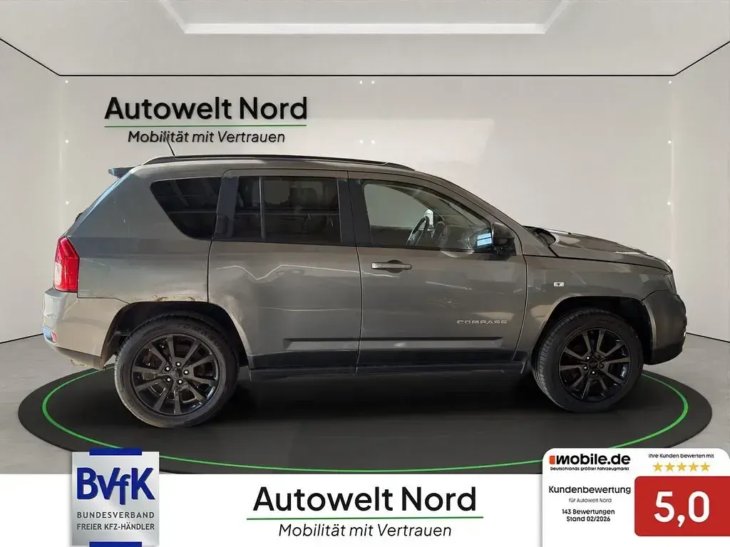 Gebraucht Jeep Compass Limited 163 PS (119 kW) 2012 Mineral gray met. clear coat SUV