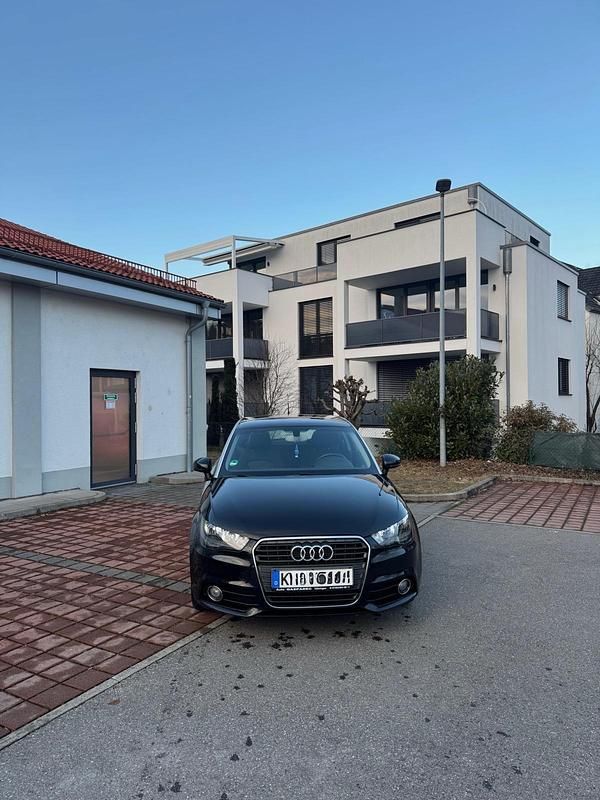 Gebraucht Audi A1 86 PS (63 kW) 2011 Schwarz Kleinwagen