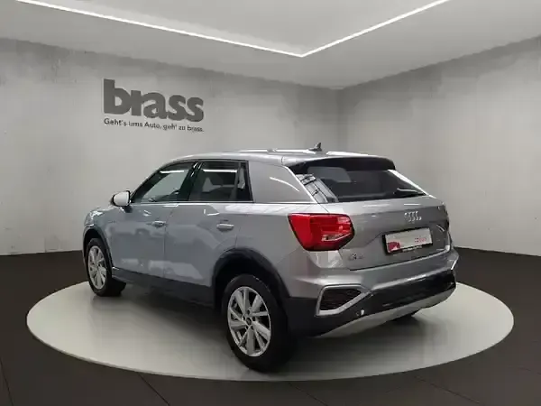 Gebraucht Audi Q2 Advanced Plus 150 PS (110 kW) 2023 Florettsilber metallic SUV