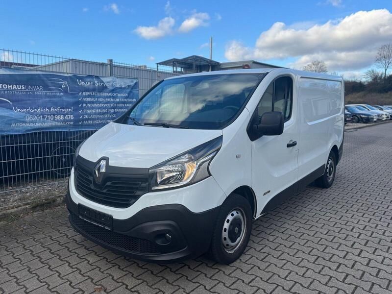 Weiß Gebraucht 2016 Renault Trafic Van | 11.990 € (Teuer) - Bild 1/4