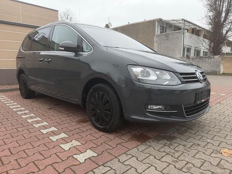 Gebraucht VW Sharan Highline 184 PS (135 kW) 2015 Grau Van / Kleinbus