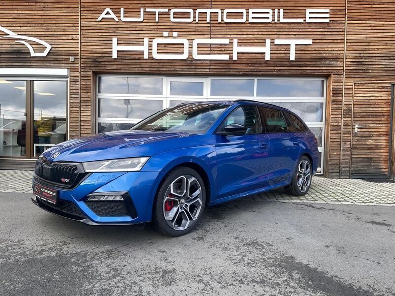 Blau Neu 2024 Skoda Octavia RS Kombi | 47.990 € (Teuer) - Bild 1/4