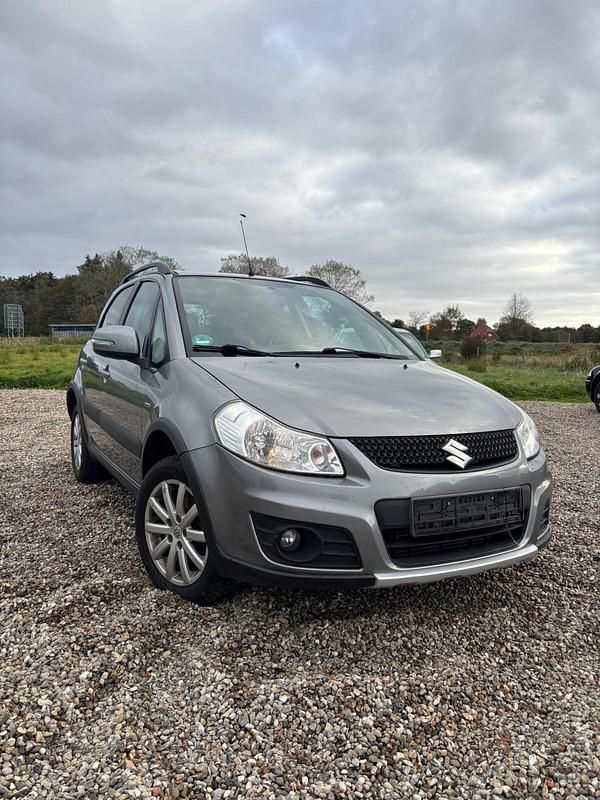 Gebraucht 2012 Suzuki SX4 SUV | 3.900 € (Fairer Preis) - Bild 1/4