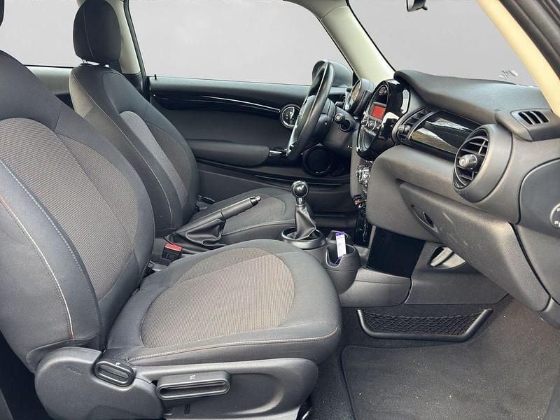 Gebraucht Mini ONE 75 PS (55 kW) 2016 Grau Kleinwagen