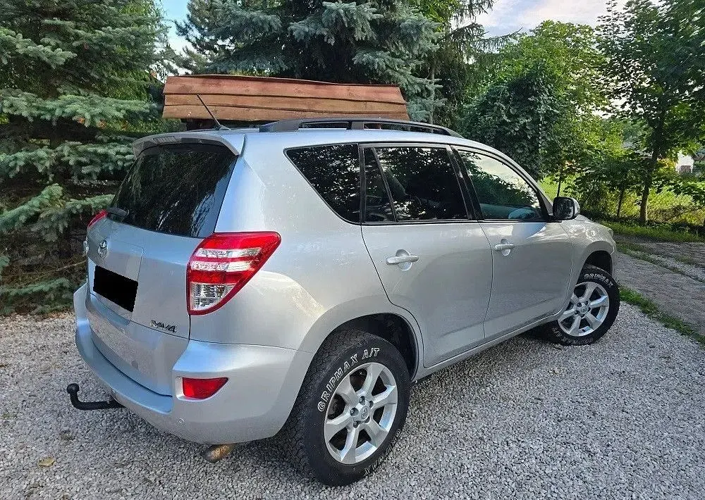 Gebraucht Toyota RAV4 Life 150 PS (110 kW) 2011 Silber SUV