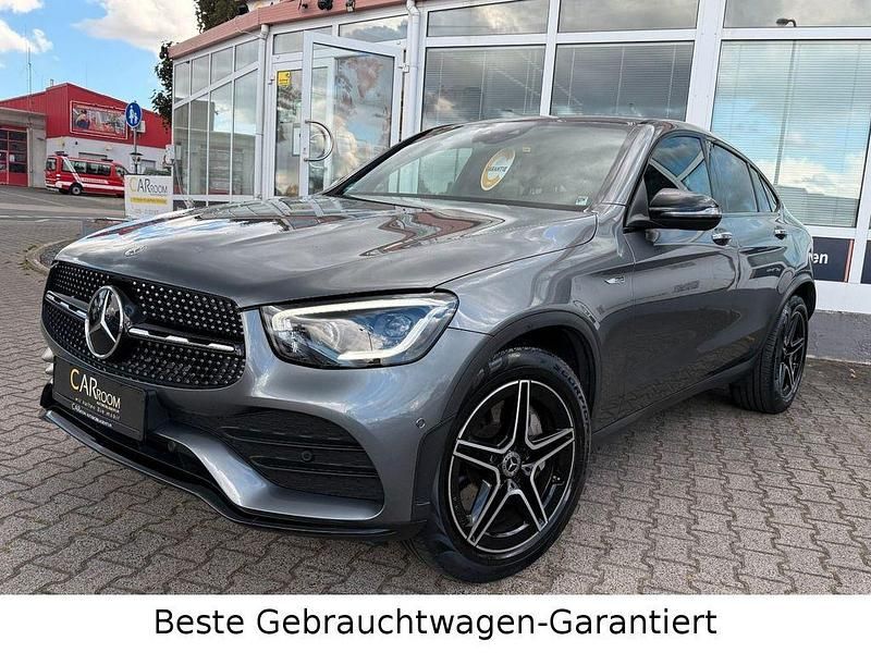 Grau Gebraucht 2020 Mercedes GLC300 AMG Coupé | 41.990 € (Guter Preis) - Bild 1/4