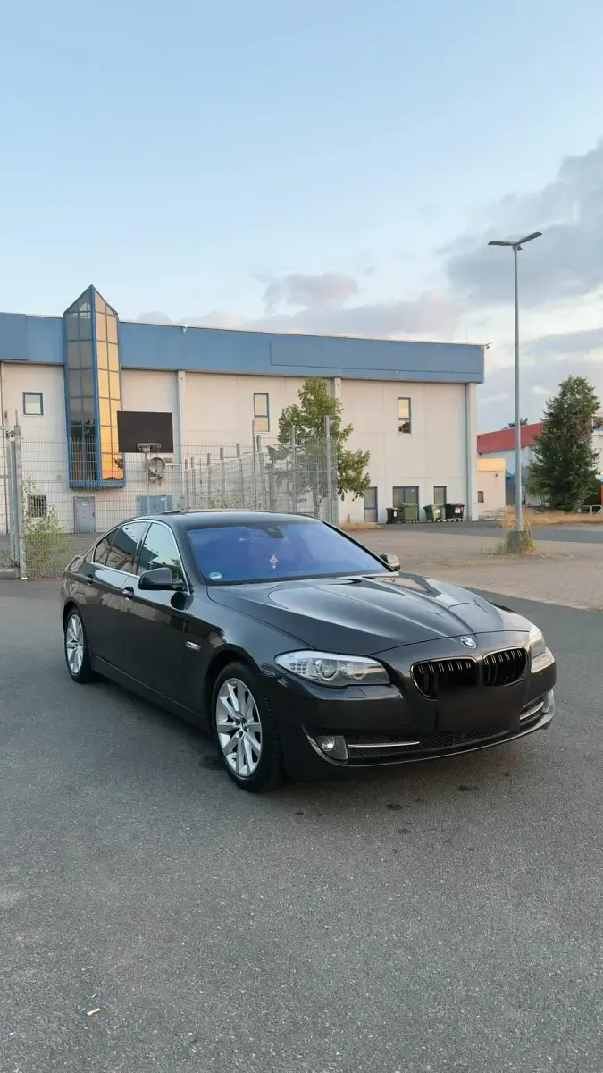 Gebraucht BMW 520 184 PS (135 kW) 2012 Limousine