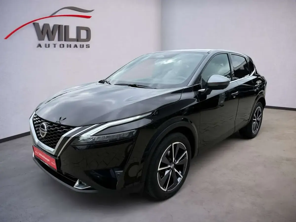 Gebraucht Nissan Qashqai Tekna 158 PS (116 kW) 2022 Black m/dark gray m SUV