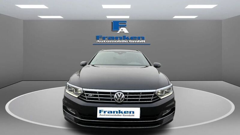 Schwarz Gebraucht 2018 VW Passat Business Limousine | 19.970 € (Fairer Preis) - Bild 1/4