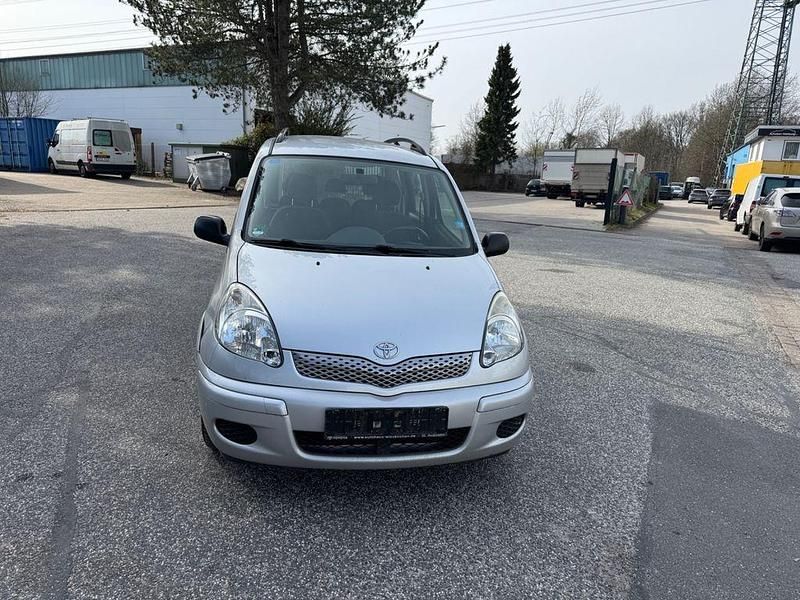 Gebraucht Toyota Yaris Sol 84 PS (61 kW) 2005 Silber Kombi