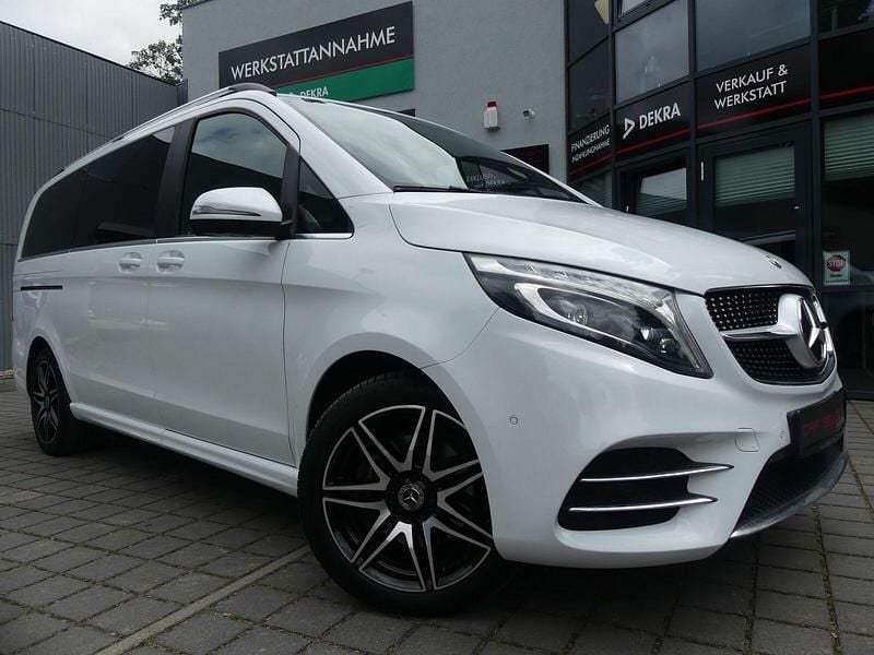 Bergkristallweiß metallic Gebraucht 2020 Mercedes V250 Avantgarde Edition Van / Kleinbus | 41.800 € (Guter Preis) - Bild 1/4