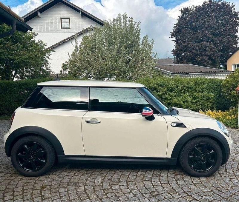 Gebraucht Mini ONE 98 PS (72 kW) 2010 Weiß Kleinwagen