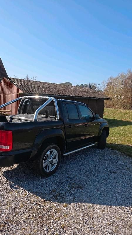 Gebraucht VW Amarok 163 PS (119 kW) 2011 Schwarz Pickup
