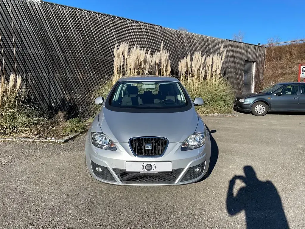 Gebraucht Seat Altea 105 PS (77 kW) 2011 Silber Van / Kleinbus