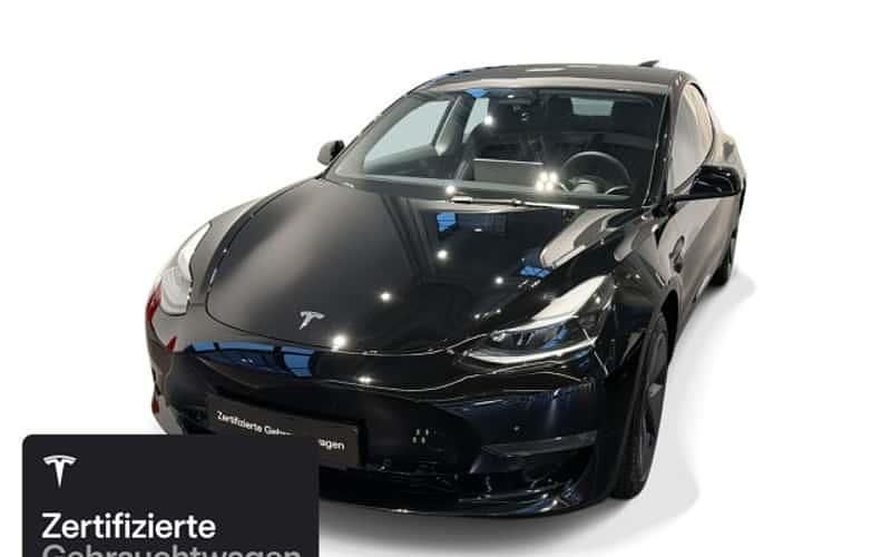 Schwarz Gebraucht 2022 Tesla Model 3 Long Range RWD Limousine | 32.300 € (Teuer) - Bild 1/4