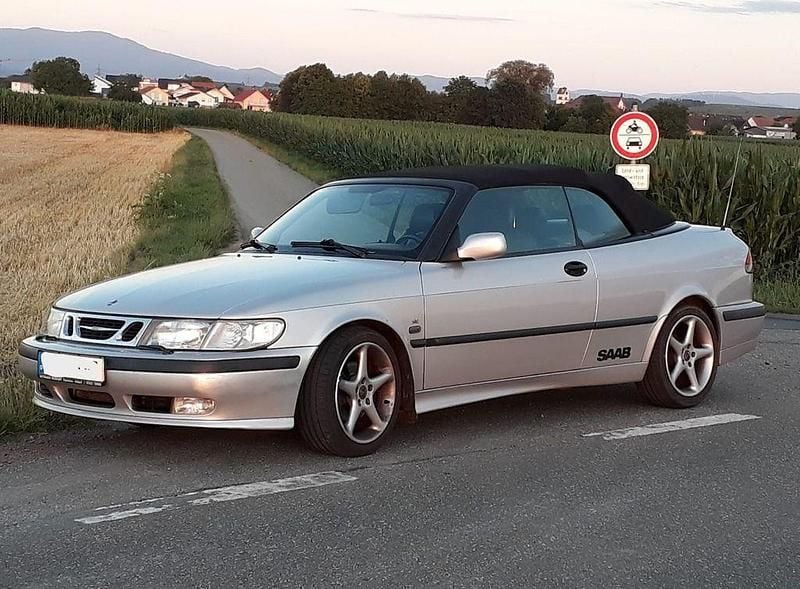 Grau Gebraucht 2001 Saab 9-3 Cabriolet Cabrio | 5.400 € (Fairer Preis) - Bild 1/4
