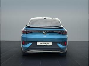Neu VW ID.5 Pro 210 kW (286 PS) 2025 Blau (costa azul metallic / schwarz) SUV