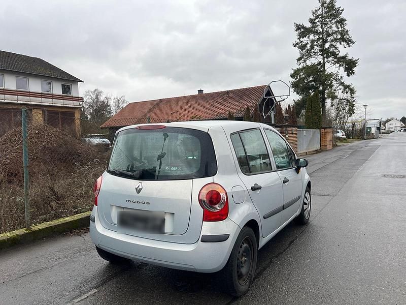 Gebraucht Renault Modus 75 PS (55 kW) 2005 Grau Van / Kleinbus