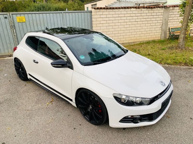 Weiß Gebraucht 2009 VW Scirocco R-line Coupé | 13.299 € (Fairer Preis) - Bild 1/4