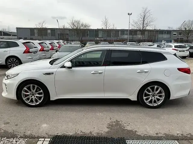 Gebraucht Kia Optima GT 245 PS (180 kW) 2017 (swp) snow white pearl Kombi