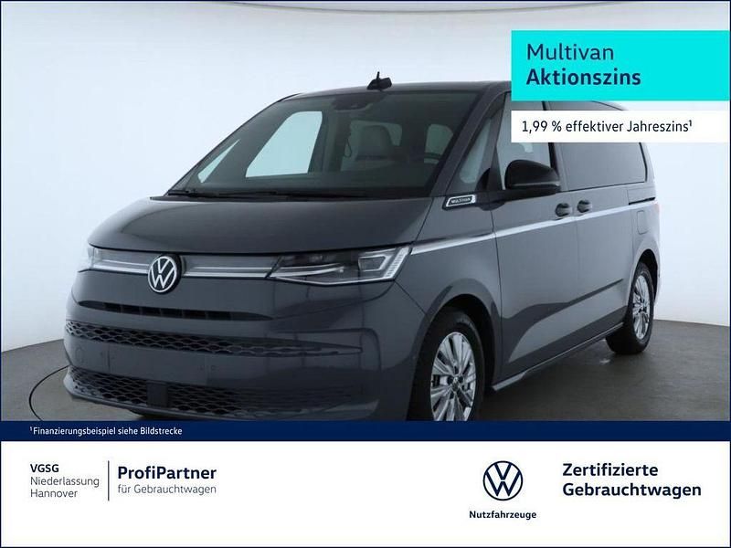 Gebraucht VW Multivan Style 150 PS (110 kW) 2023 Grau Van