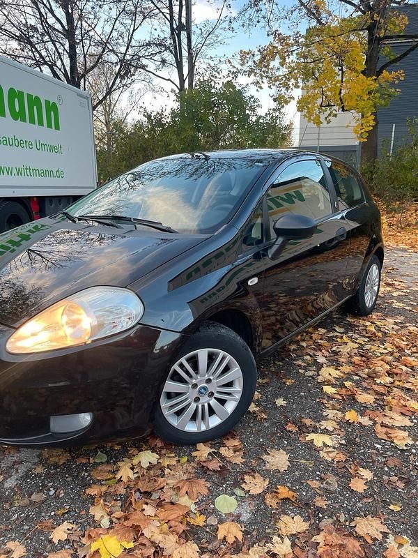 Schwarz Gebraucht 2008 Fiat Grande Punto Kleinwagen | 1.950 € (Fairer Preis) - Bild 1/4