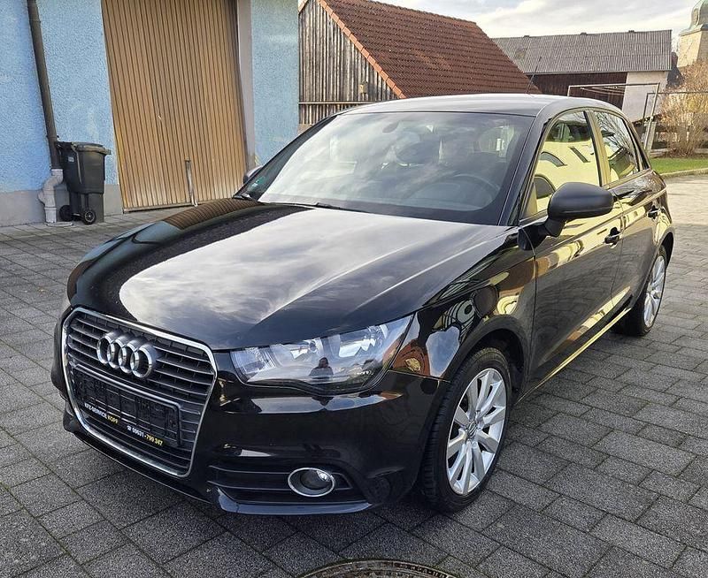 Schwarz Gebraucht 2013 Audi A1 Sportback Ambition Kleinwagen | 9.250 € (Fairer Preis) - Bild 1/4