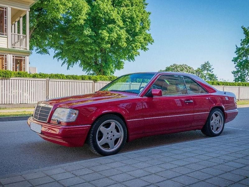 Gebraucht Mercedes E320 220 PS (161 kW) 1994 Rot