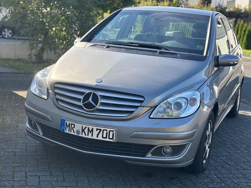 Grau Gebraucht 2007 Mercedes B170 Van / Kleinbus | 3.550 € (Guter Preis) - Bild 1/4
