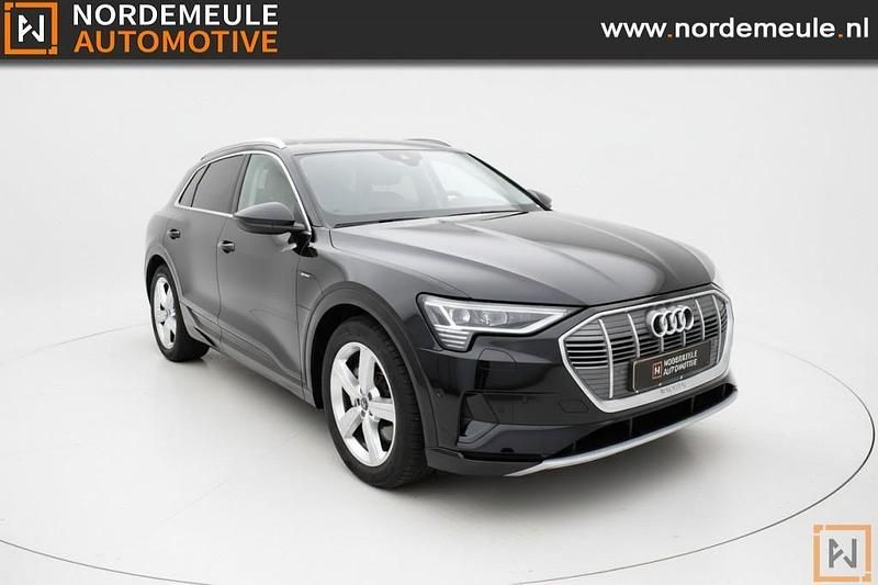 Gebraucht Audi e-tron 300 kW (408 PS) 2020 Schwarz SUV