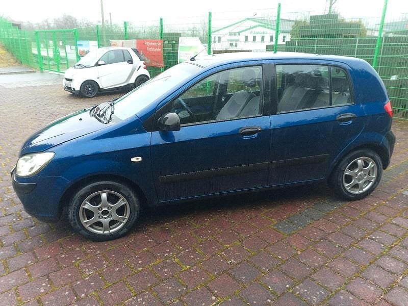 Gebraucht Hyundai Getz 67 PS (49 kW) 2007 Blau Kleinwagen