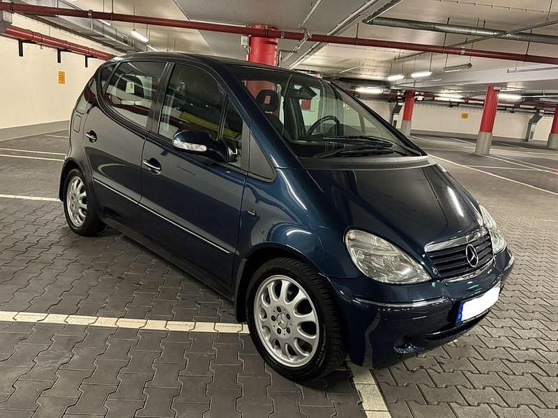 Blau Gebraucht 2005 Mercedes A190 Elegance Van / Kleinbus | 2.900 € (Guter Preis) - Bild 1/4