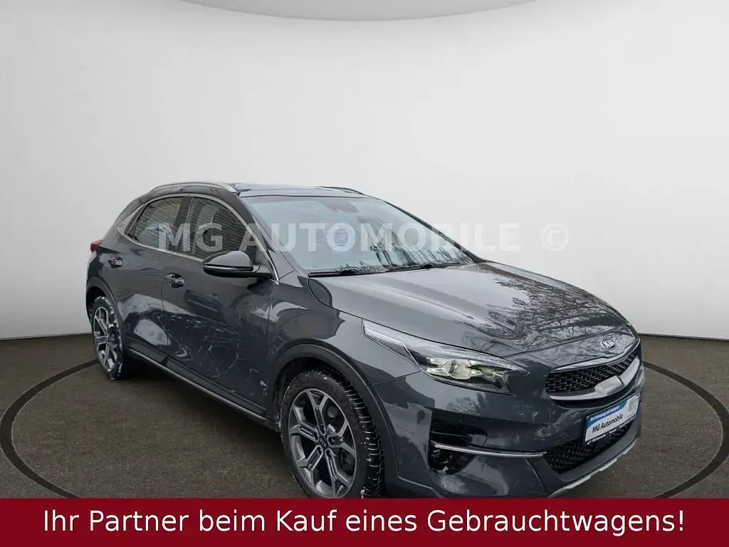 Gebraucht Kia XCeed Spirit 136 PS (100 kW) 2021 Grau SUV