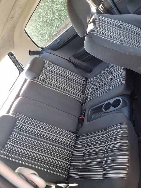 Second-hand VW Fox 60 CP (44 kW) 2007 Albastru Hatchback