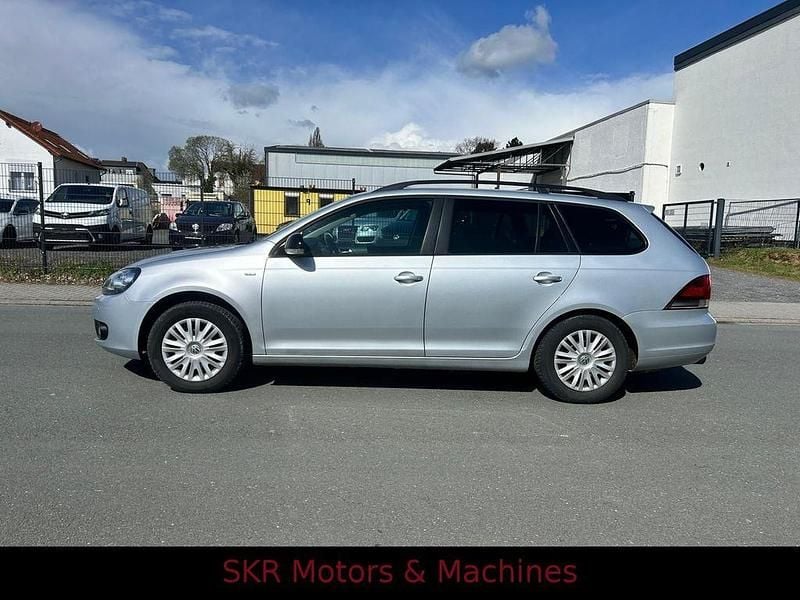 Gebraucht VW Golf VI Match 105 PS (77 kW) 2012 Silber Kleinwagen