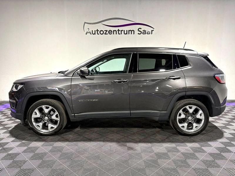 Gebraucht Jeep Compass Limited 140 PS (102 kW) 2019 Grau SUV