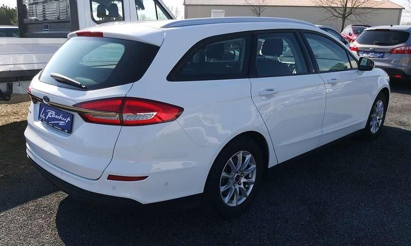 Gebraucht Ford Mondeo 150 PS (110 kW) 2019 Weiß Kombi
