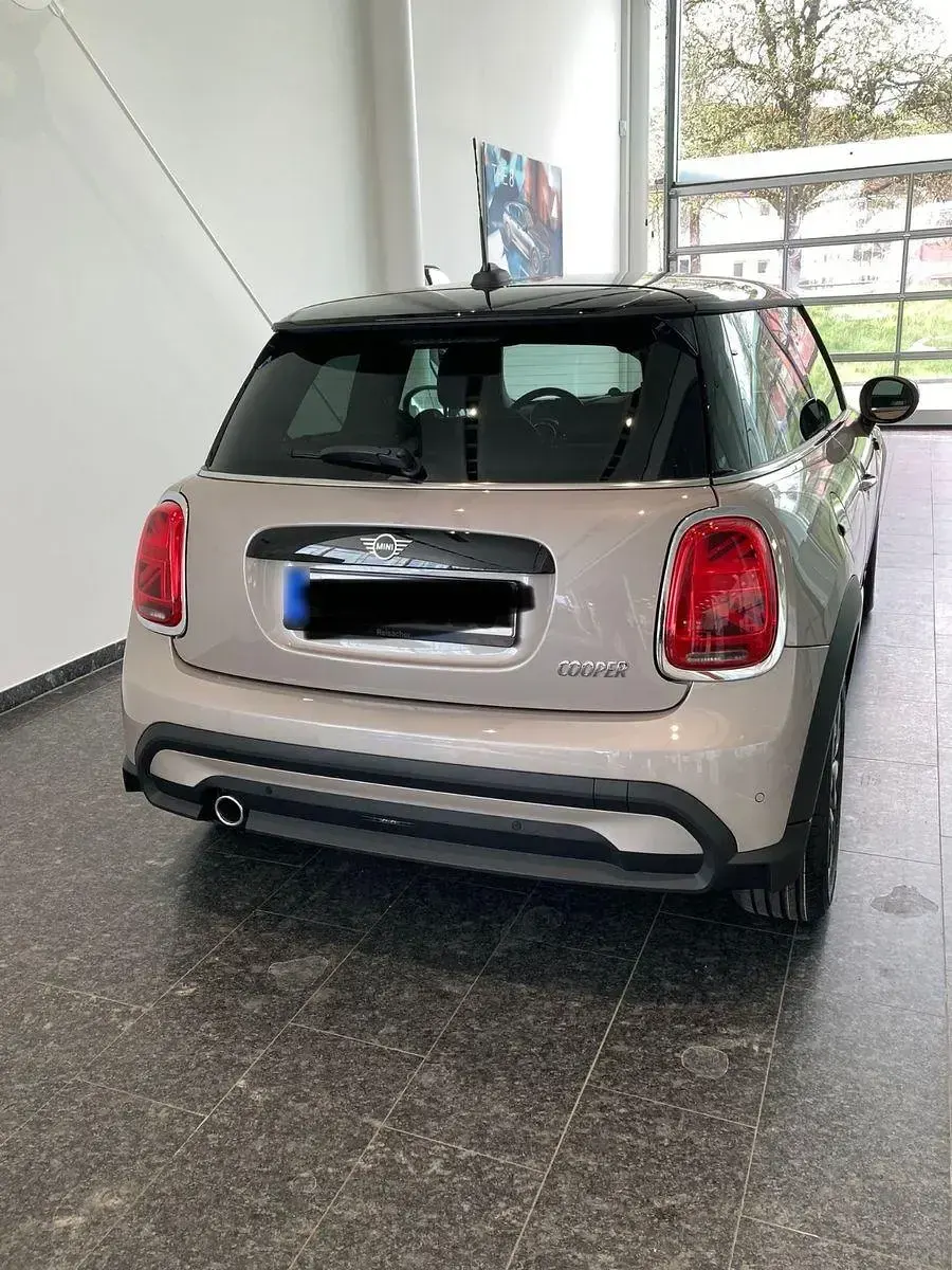 Gebraucht Mini John Cooper Works 136 PS (100 kW) 2023 Silber Kleinwagen