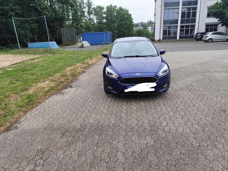 Gebraucht 2018 Ford Focus Limousine | 9.500 € (Guter Preis) - Bild 1/4