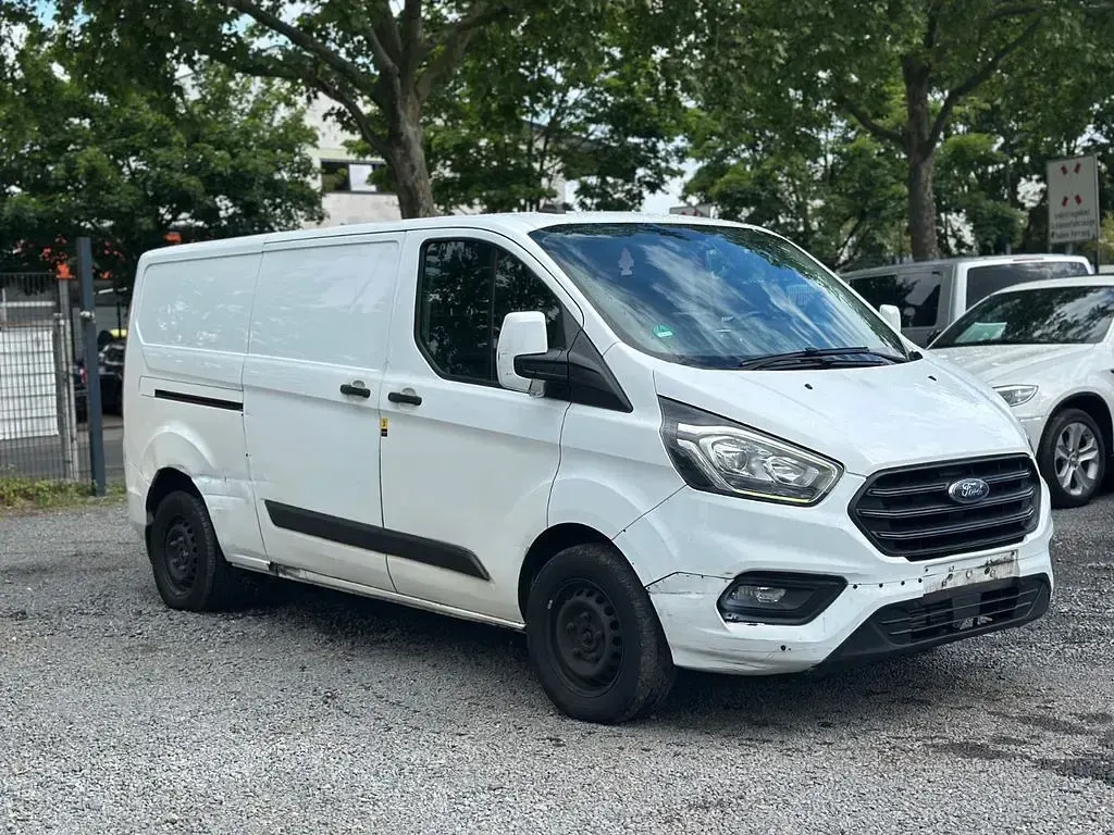 Używany Ford Transit Custom Trend 131 KM (96 kW) 2020 Biały Minivan