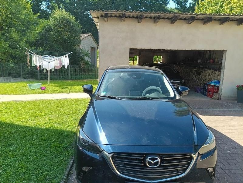 Blau Gebraucht 2018 Mazda CX-3 Exclusive-Line SUV | 12.500 € (Guter Preis) - Bild 1/4