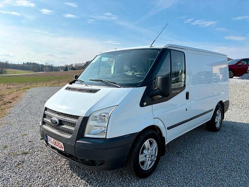 Second-hand Ford Transit Custom 101 CP (74 kW) 2013 Alb Monovolum