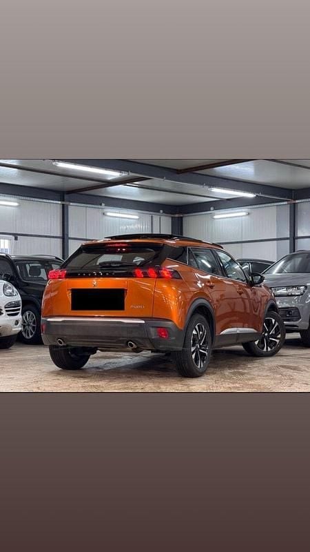 Gebraucht Peugeot 2008 Active 101 PS (74 kW) 2024 Orange SUV