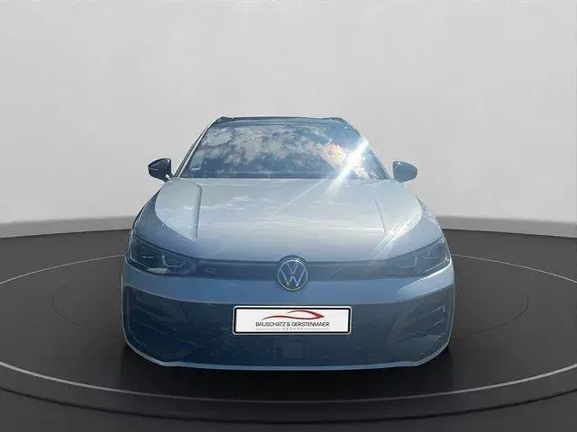 Gebraucht VW Passat Sound 193 PS (141 kW) 2024 Othercolor Kombi